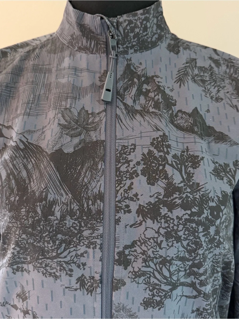 Lululemon Reflective Lightweight Running Jacket